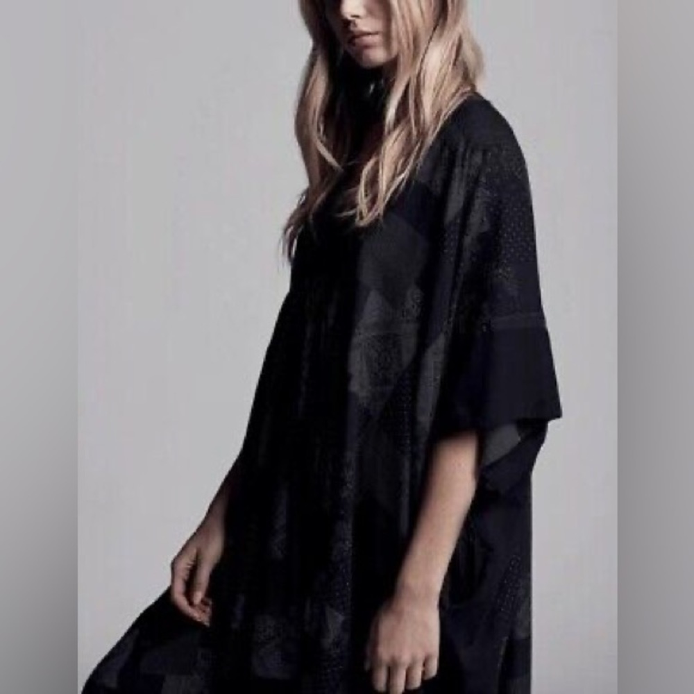 James Perse Black Patterned Oversized V-Neck Maxi Coverup - Picture 3 of 13